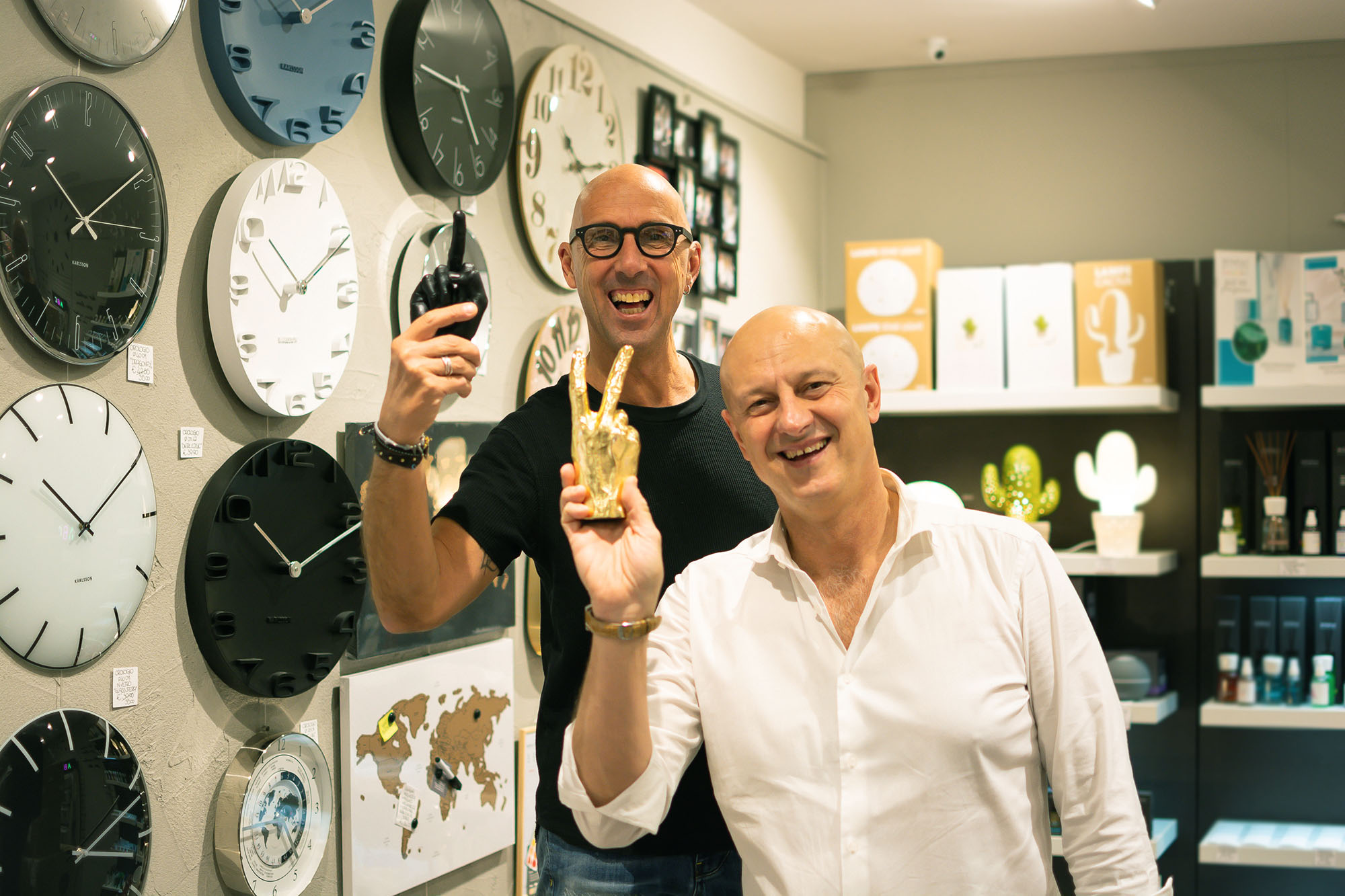 Antonio e Riccardo in negozio